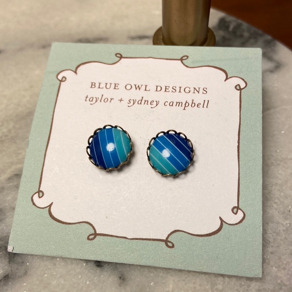 New Blue Owl Designs earrings - Picture 2 of 3